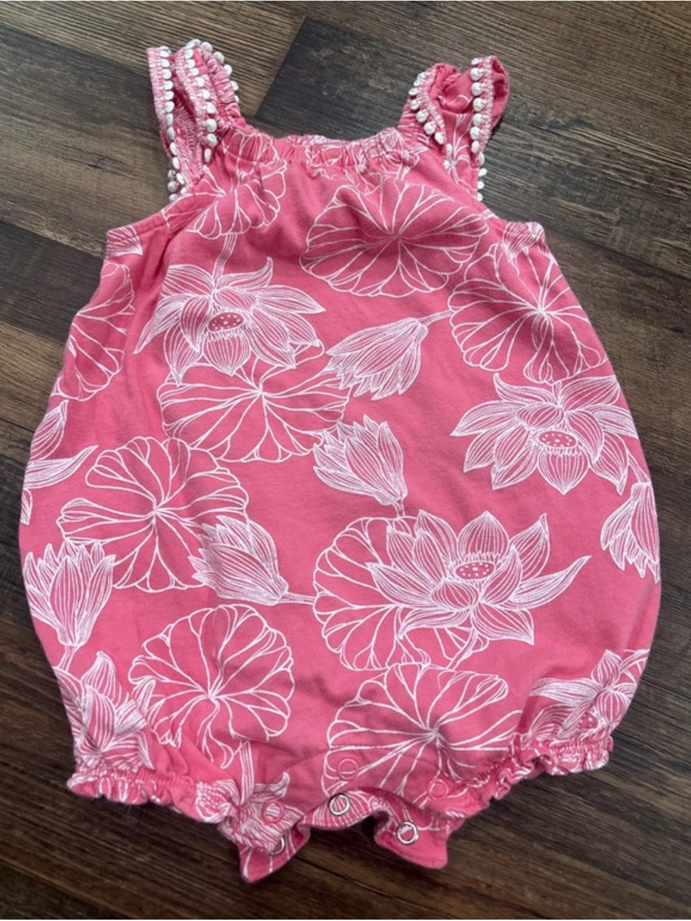 Baby girl lot of summer clothes. - Picture 6 of 8